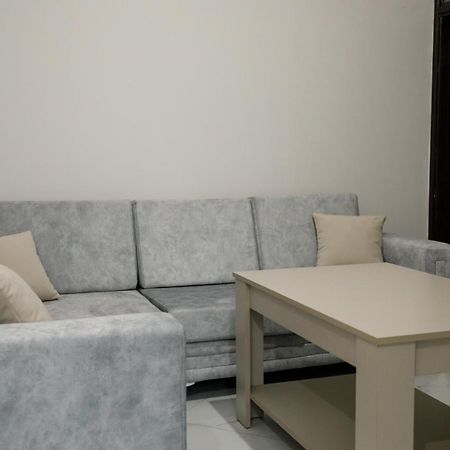 Logli Apartments Gjirokaster Exterior photo